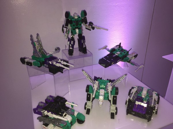 NYCC 2016   First Look At Sixshot, Broadside, Sky Shadow, Perceptor, And More Transformers  (115 of 137)